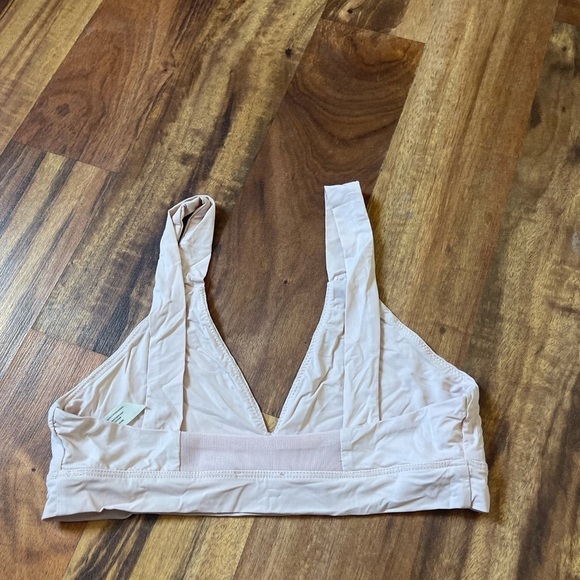 Intimately Free People Nude Seamless Bralette Top - Picture 3 of 5